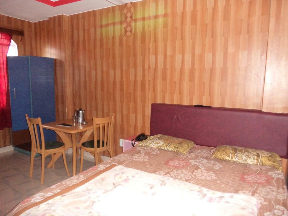 Hotel Grace Shillong Zewnętrze zdjęcie